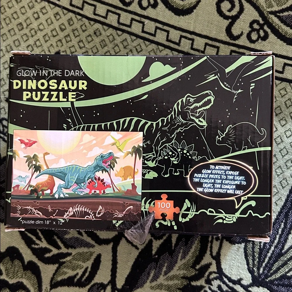 Glow in the Dark Dinosaur Puzzle - 100 Pieces